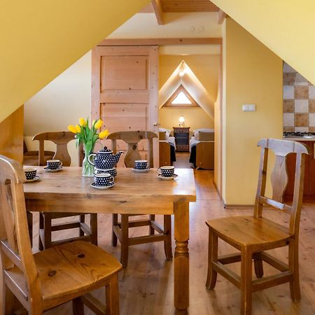 コシチェリスコ Zakatek Pod Smrekami Bed & Breakfast エクステリア 写真