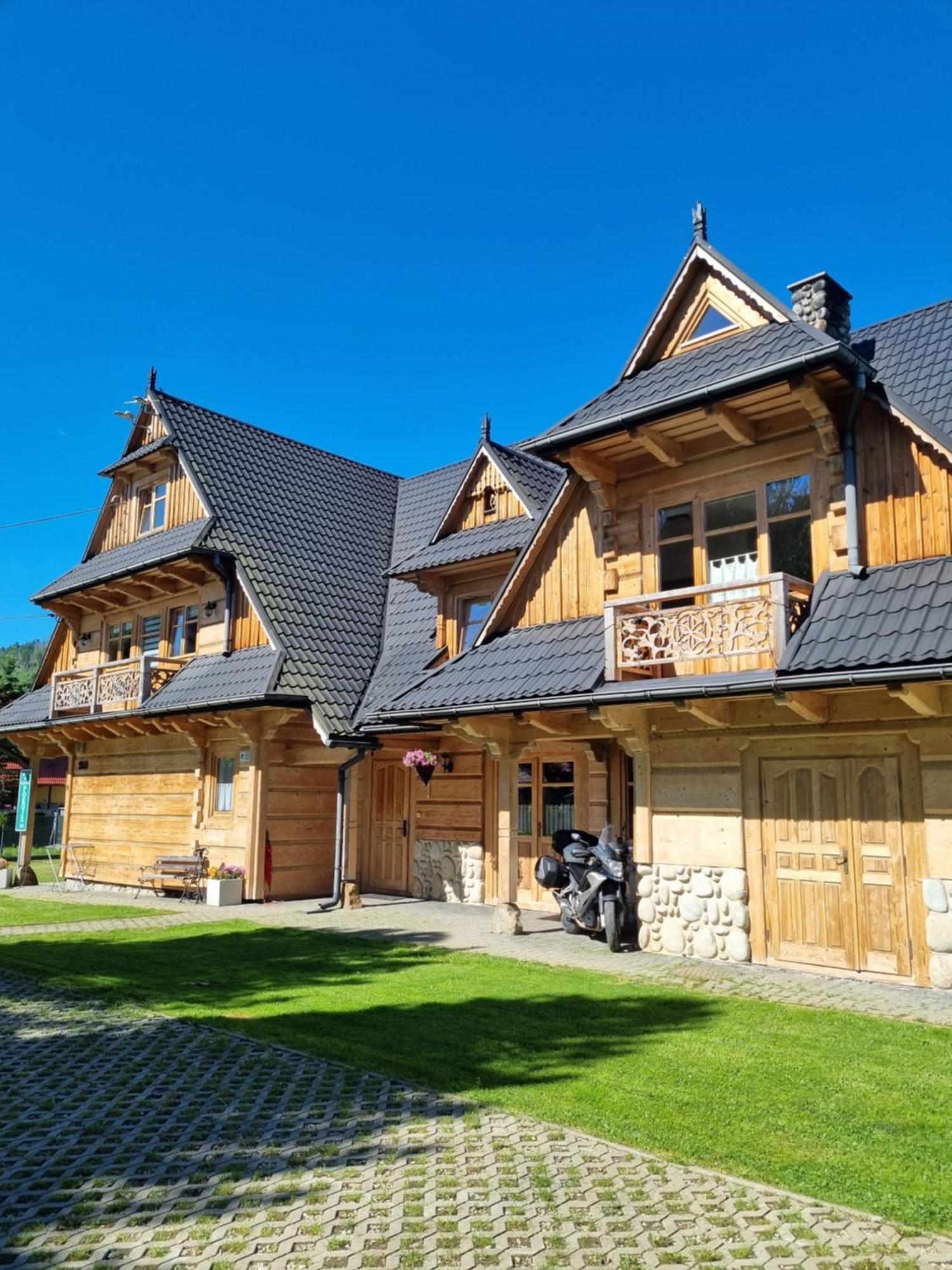 コシチェリスコ Zakatek Pod Smrekami Bed & Breakfast エクステリア 写真