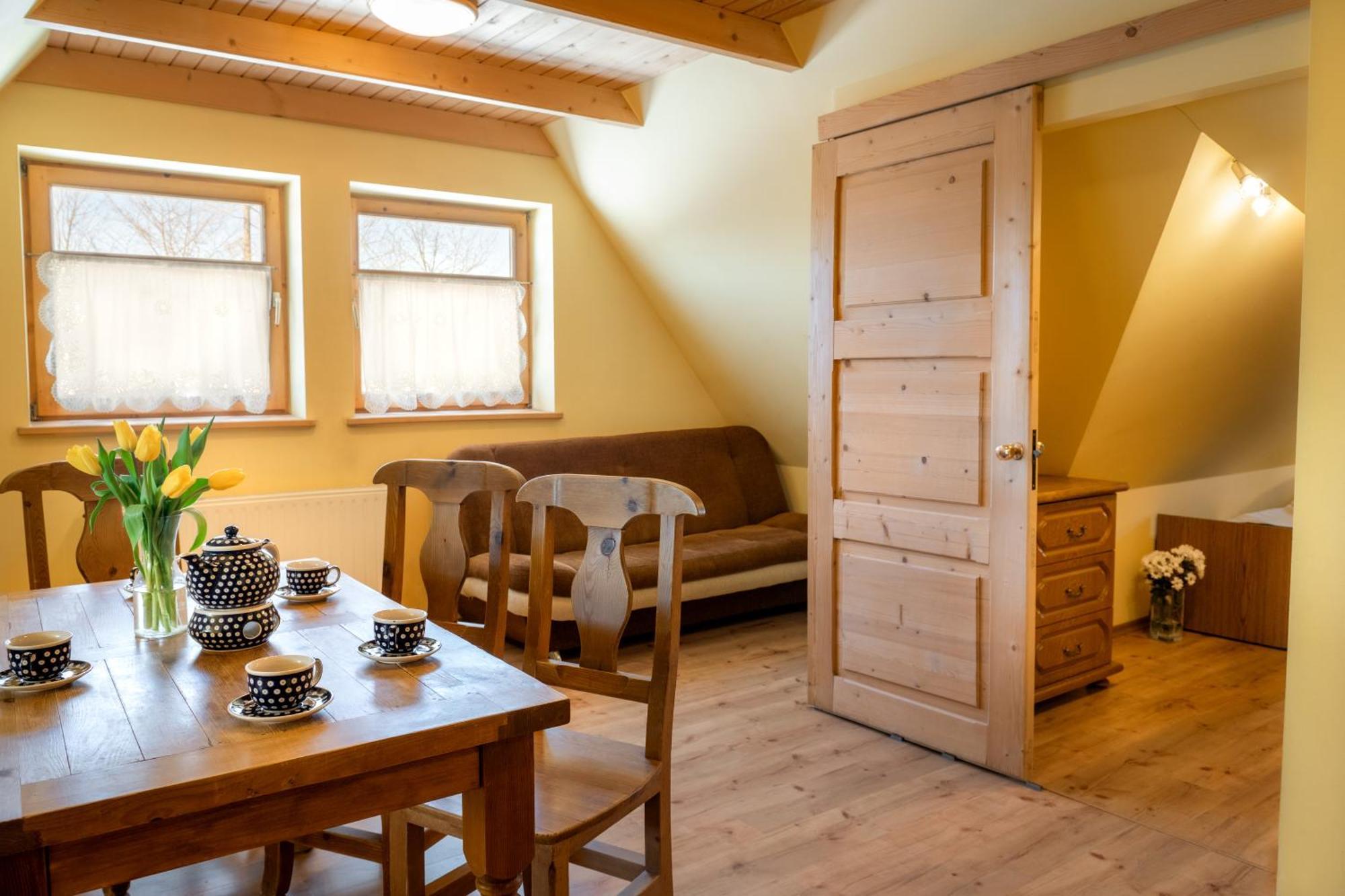コシチェリスコ Zakatek Pod Smrekami Bed & Breakfast エクステリア 写真